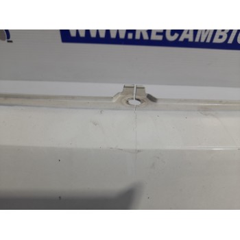 Recambio de paragolpes delantero para iveco daily furgón 2.3 diesel cat referencia OEM IAM 5801566851  