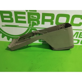 Recambio de apoyabrazos central para renault megane ii familiar 1.9 dci diesel referencia OEM IAM 8200079091  