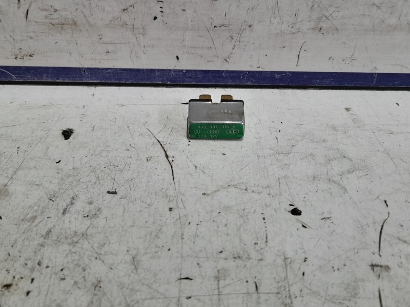 Recambio de rele para seat leon (1m1) 1.9 tdi referencia OEM IAM 443937105A  