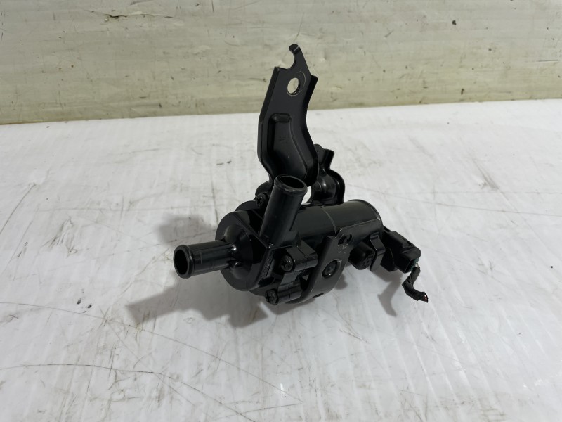 Recambio de valvula intercambio de calefaccion para toyota prius (nhw20) basis referencia OEM IAM 641000951  