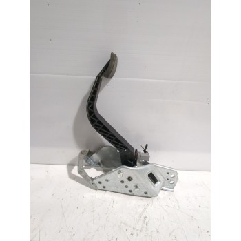 Recambio de pedal embrague para opel zafira a monospace (t98) 2.0 dti 16v (f75) referencia OEM IAM 13192503  