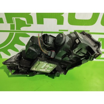 Recambio de faro izquierdo para renault megane ii familiar 1.9 dci diesel referencia OEM IAM 8200073224H  