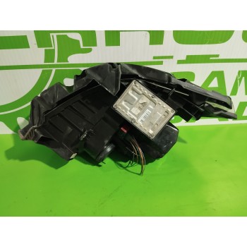 Recambio de faro izquierdo para renault megane ii familiar 1.9 dci diesel referencia OEM IAM 8200073224H  