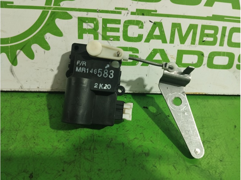 Recambio de motor apertura trampillas para volvo s40 berlina 1.6 cat referencia OEM IAM MR146583  