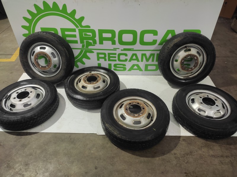 Recambio de juego llantas para iveco daily caja cerrada (2006 =>) 3.0 diesel referencia OEM IAM 16H1X5J  