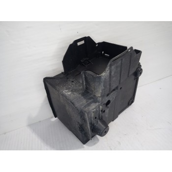 Recambio de soporte bateria para ford focus berlina (cap) trend referencia OEM IAM 3M5110723A  