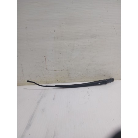 Recambio de brazo limpia delantero izquierdo para seat leon (1p1) 1.9 tdi referencia OEM IAM 1P0955409A1P9  