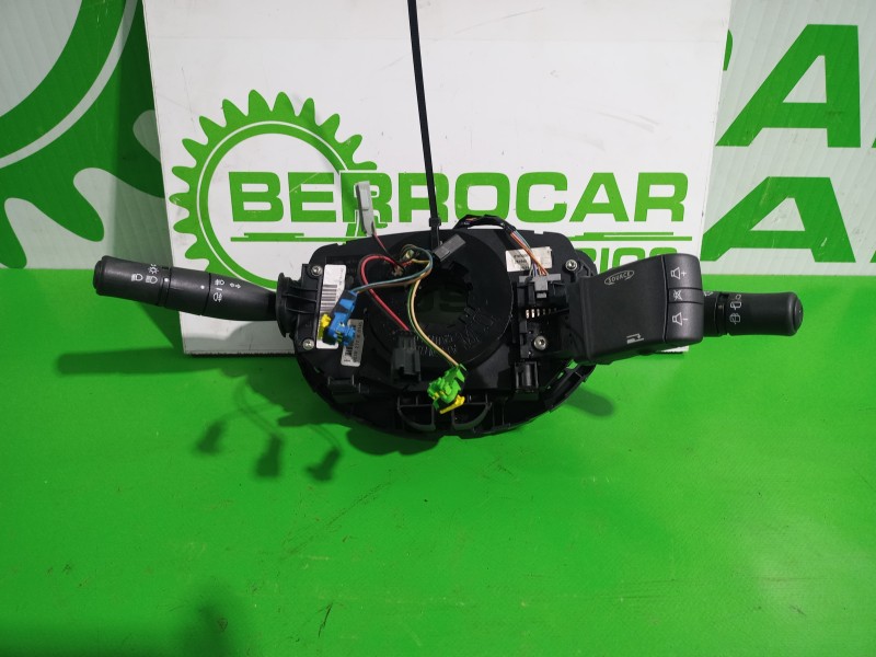 Recambio de mando multifuncion para renault megane ii familiar 1.9 dci diesel referencia OEM IAM 8200155865  