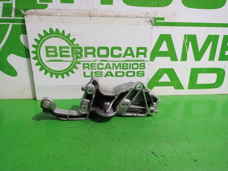 Recambio de soporte alternador para peugeot 2008 (--.2013) allure referencia OEM IAM 9809714680  