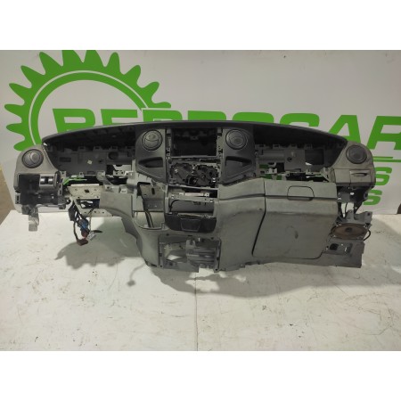 Recambio de salpicadero para iveco daily caja cerrada (2006 =>) 3.0 diesel referencia OEM IAM 3802554  