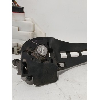 Recambio de cerradura puerta delantera izquierda para citroën c3 ii (sc_) 1.4 hdi 70 (sc8hzc, sc8hr0, sc8hp4) referencia OEM IAM
