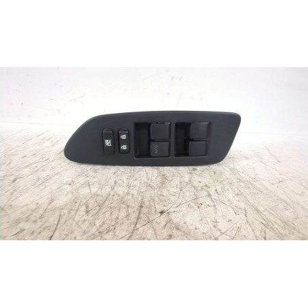 Recambio de mando elevalunas delantero izquierdo para toyota auris (_e15_) 1.6 (zre151_) referencia OEM IAM 8482002230  