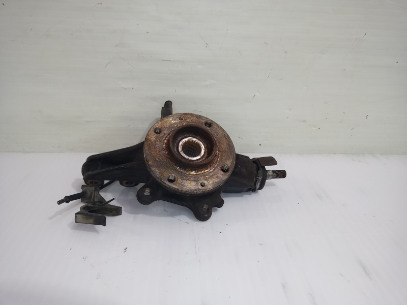 Recambio de mangueta delantera izquierda para citroën c4 grand picasso avatar referencia OEM IAM 364696  