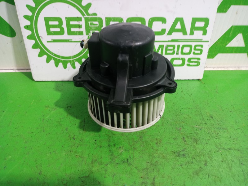 Recambio de motor calefaccion para kia sorento 2.5 crdi cat referencia OEM IAM 971093E000  