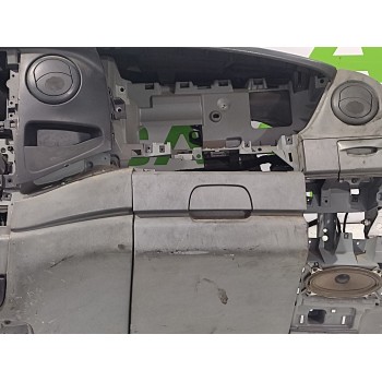 Recambio de salpicadero para iveco daily caja cerrada (2006 =>) 3.0 diesel referencia OEM IAM 3802554  