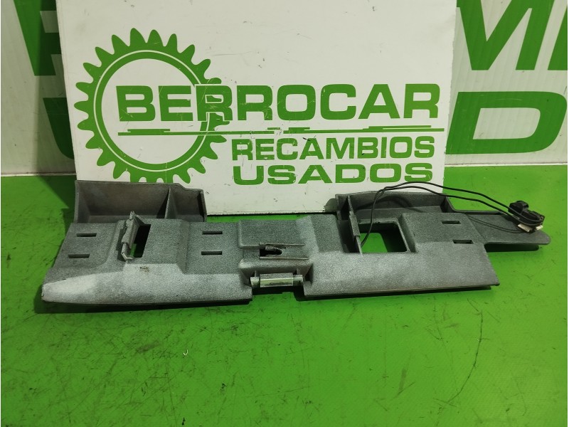 Recambio de soporte paragolpe trasero para volvo s40 berlina 1.6 cat referencia OEM IAM 888139RH  