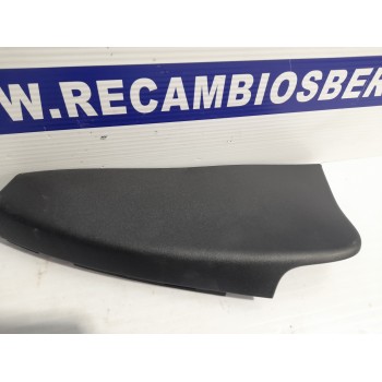 Recambio de moldura para iveco daily furgón 2.3 diesel cat referencia OEM IAM 5801544550  