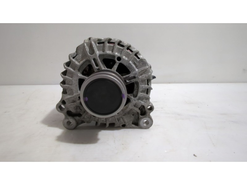 Recambio de alternador para volkswagen t-roc (a11, d11) 1.6 tdi referencia OEM IAM 04L903021G  