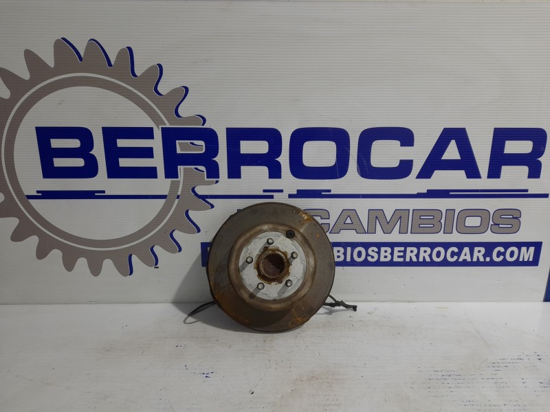 Recambio de mangueta trasera derecha para toyota avensis berlina (t25) referencia OEM IAM 8954402010  