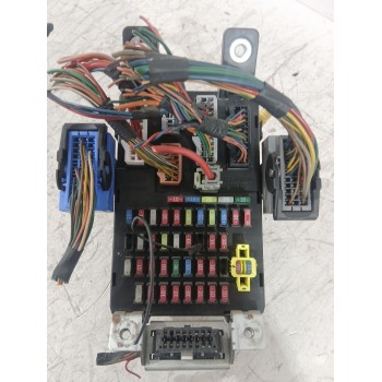 Recambio de caja reles / fusibles para kia rio ii (jb) 1.5 crdi referencia OEM IAM 919501G  