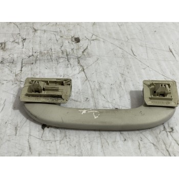 Recambio de asidero techo trasero derecho para mercedes-benz clase a (w169) a 200 cdi (169.008) referencia OEM IAM A2048100151  