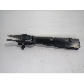 Recambio de soporte para ford focus berlina (cap) trend referencia OEM IAM 4M51A02477A  