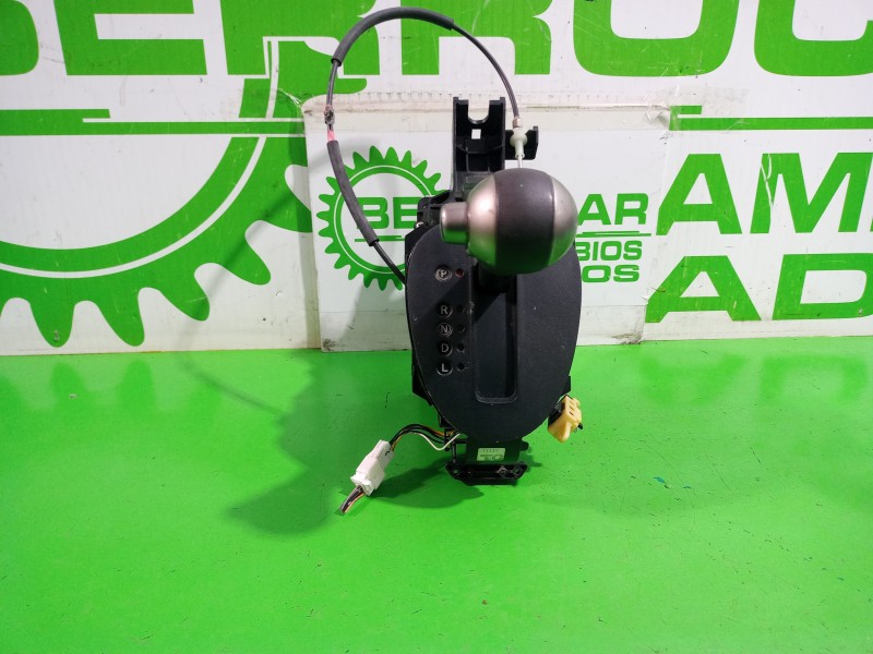 Recambio de palanca cambio para nissan juke (f15) acenta referencia OEM IAM 349011KF2B  
