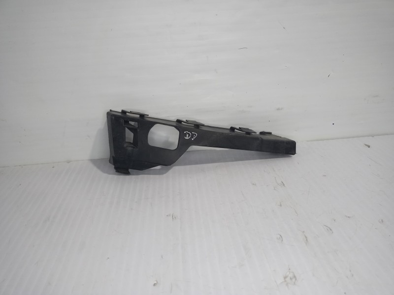 Recambio de soporte para ford focus berlina (cap) trend referencia OEM IAM 4M5117E856A  