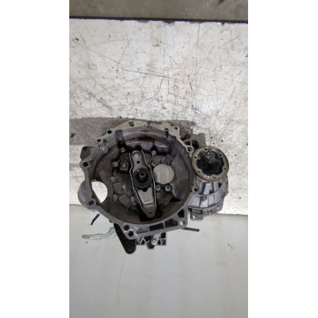 Recambio de caja cambios para volkswagen t-roc (a11, d11) 1.6 tdi referencia OEM IAM 0AJ300043M  