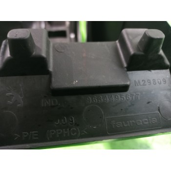 Recambio de consola central para peugeot 307 berlina (s2) 1.6 16v hdi referencia OEM IAM 9634495677  