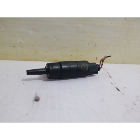 Recambio de bomba limpia para volkswagen passat berlina (3c2) individual referencia OEM IAM 3B7955681  