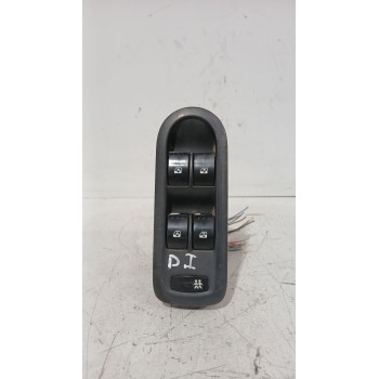 Recambio de mando elevalunas delantero izquierdo para renault megane ii (bm0/1_, cm0/1_) 1.9 dci (bm0g, cm0g) referencia OEM IAM