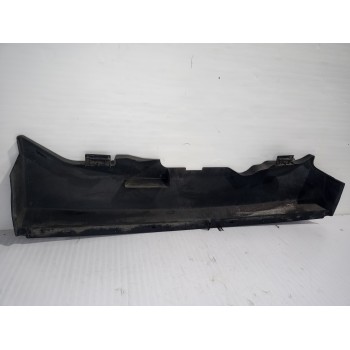 Recambio de moldura para ford focus berlina (cap) trend referencia OEM IAM 4M5116613AC  