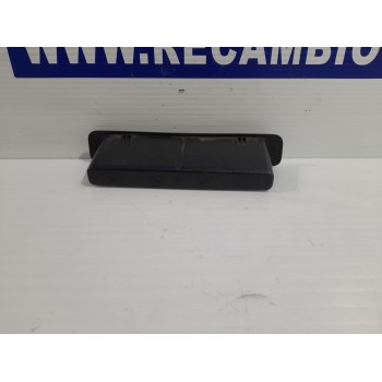 Recambio de moldura para iveco daily furgón 2.3 diesel cat referencia OEM IAM 58015665010  