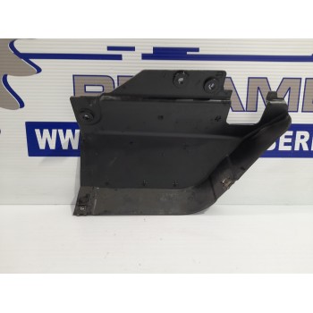 Recambio de moldura para iveco daily furgón 2.3 diesel cat referencia OEM IAM 5801597610  