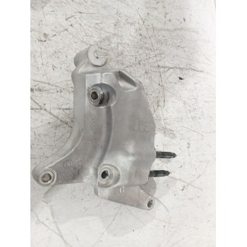 Recambio de soporte motor para kia rio ii (jb) 1.5 crdi referencia OEM IAM 216702A300  
