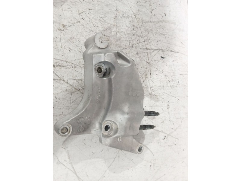 Recambio de soporte motor para kia rio ii (jb) 1.5 crdi referencia OEM IAM 216702A300  
