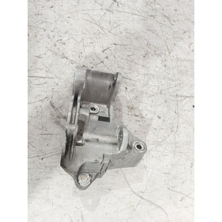 Recambio de soporte motor derecho para kia rio ii (jb) 1.5 crdi referencia OEM IAM AWB0644  