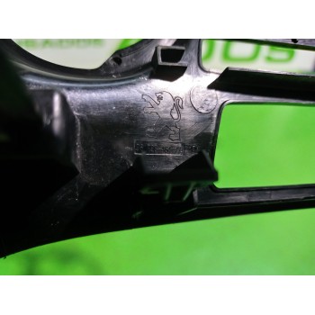 Recambio de moldura para peugeot 2008 (--.2013) allure referencia OEM IAM 9672846477  