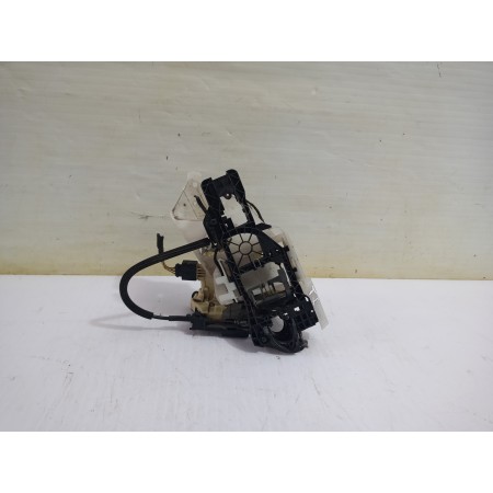 Recambio de cerradura puerta trasera izquierda para volkswagen passat berlina (3c2) individual referencia OEM IAM 3C4839015A  