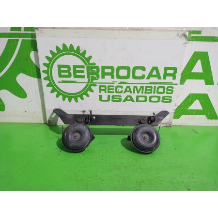 Recambio de claxon para nissan juke (f15) acenta referencia OEM IAM 25620BA60A  