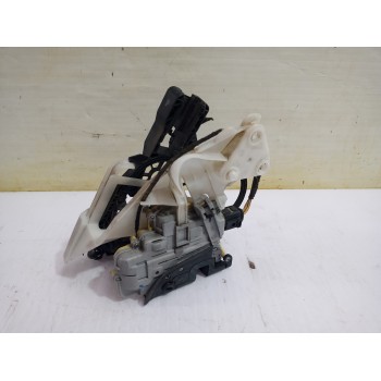 Recambio de cerradura puerta trasera izquierda para volkswagen passat berlina (3c2) individual referencia OEM IAM 3C4839015A  