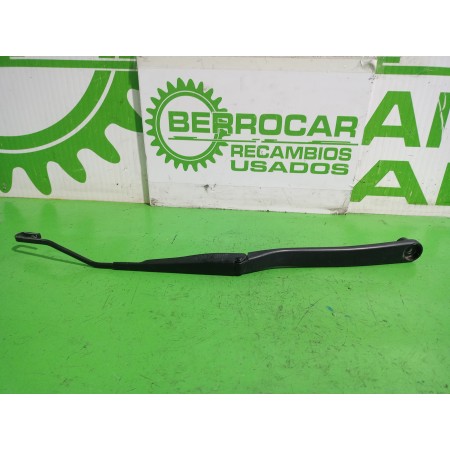 Recambio de brazo limpia delantero derecho para nissan juke (f15) acenta referencia OEM IAM W000014867 / 288811KA0A  