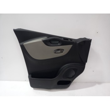 Recambio de guarnecido puerta delantera derecha para renault trafic furgón l1h1 2,7t referencia OEM IAM 809008574R  