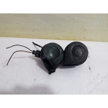 Recambio de claxon para volkswagen passat berlina (3c2) individual referencia OEM IAM E1000209  