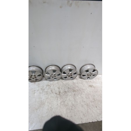 Recambio de juego llantas para opel astra g sedán (t98) 2.0 dti 16v (f69) referencia OEM IAM 6Jx15H2ET49  