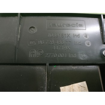 Recambio de rejilla aireadora para peugeot 2008 (--.2013) allure referencia OEM IAM 9672848677  