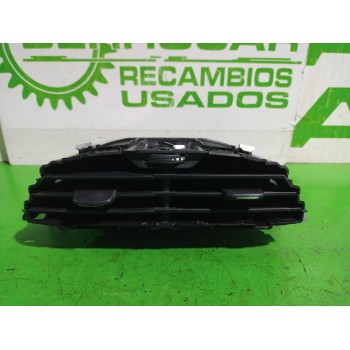 Recambio de rejilla aireadora para peugeot 2008 (--.2013) allure referencia OEM IAM 9672848677  