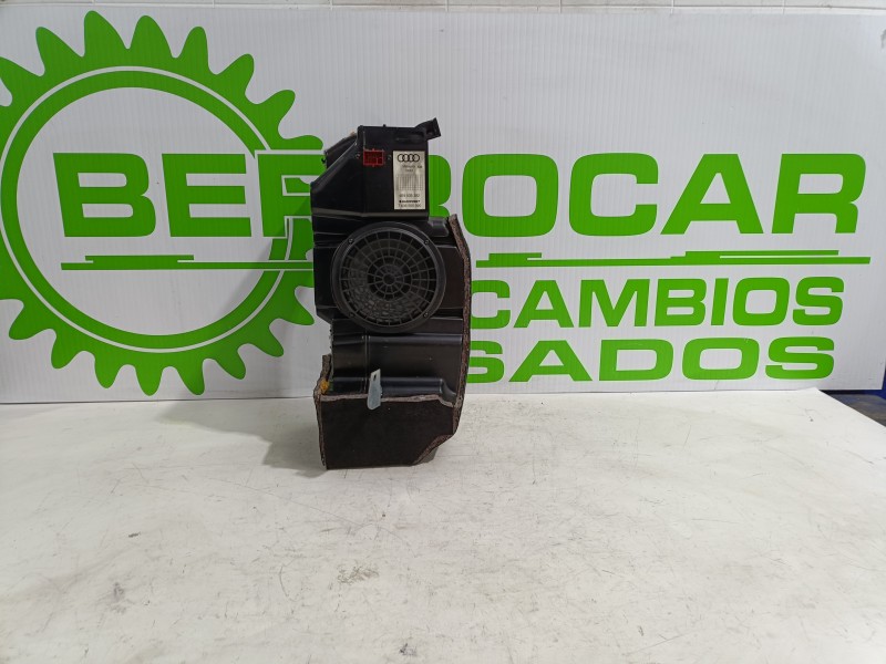 Recambio de altavoz para audi a6 berlina (4b2) 2.5 tdi quattro referencia OEM IAM 4B9035382  