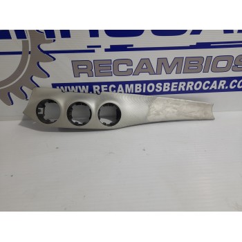 Recambio de moldura para mercedes-benz clase gla (w156) 1.6 cat referencia OEM IAM 3006700900  